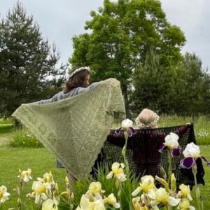 Soft Heather shawl — handwoven Estonian wool in lilac heather